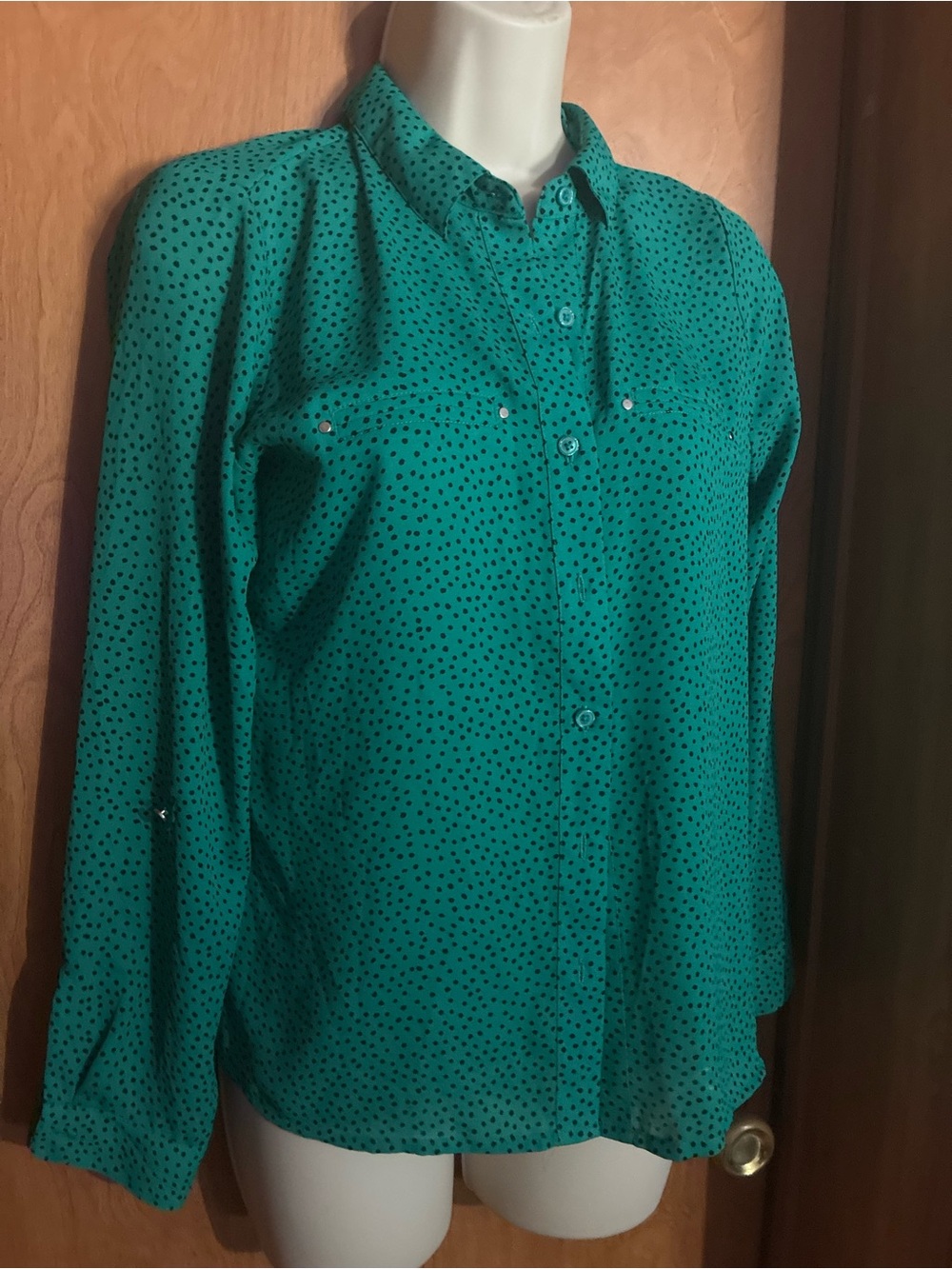 Apt. 9 Teal Green Button-Down Shirt with Black Dot Print